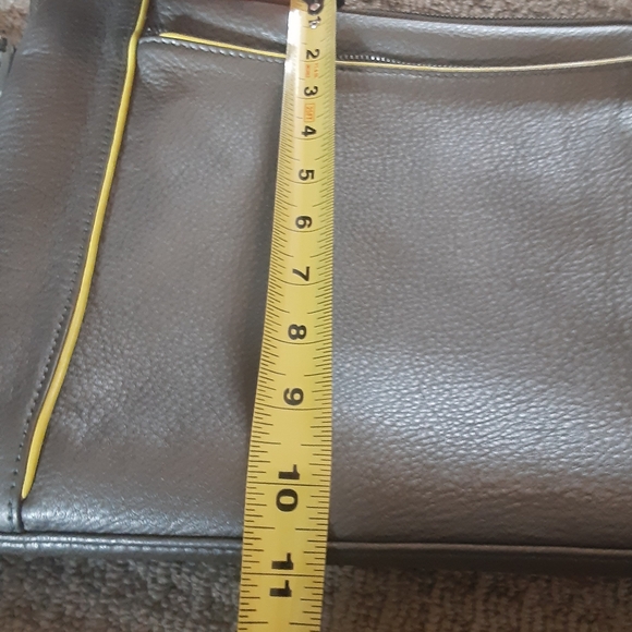 Grey Danier Genuine Leather Crossbody Purse - Picture 8 of 8